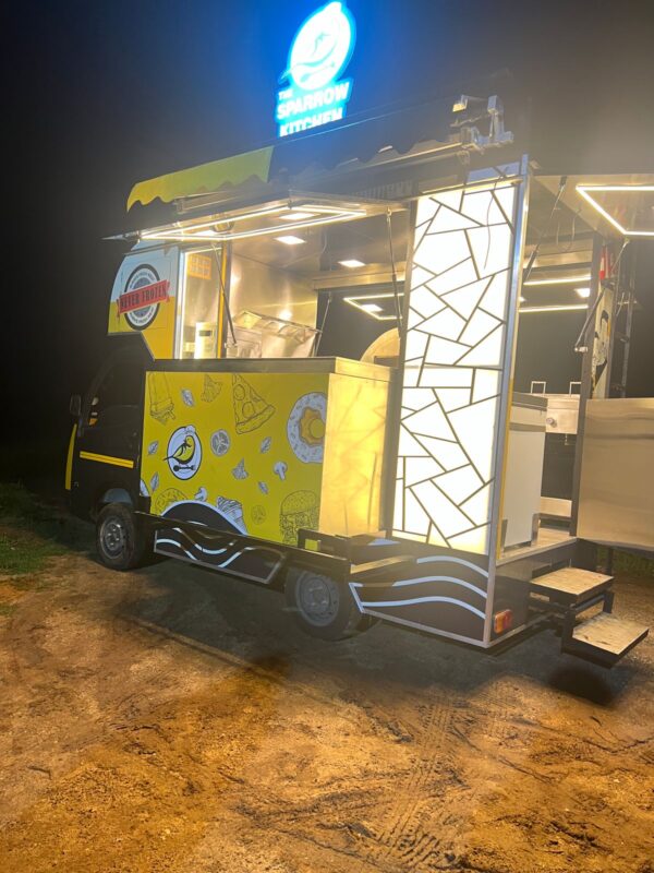ICE CREAM FOOD TRUCK IN SALEM - Image 2
